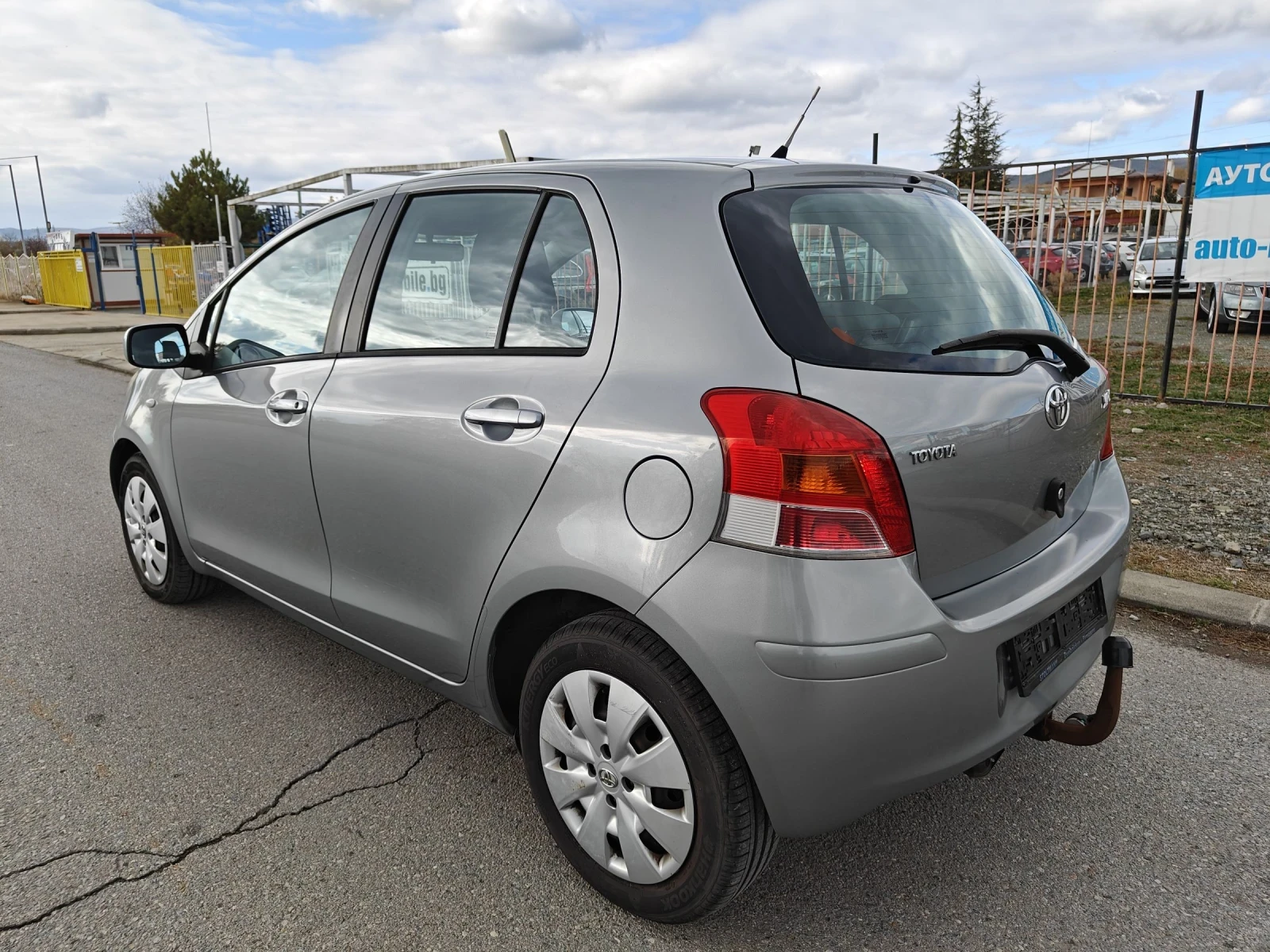 Toyota Yaris 1.4 D4D 90кс - изображение 5