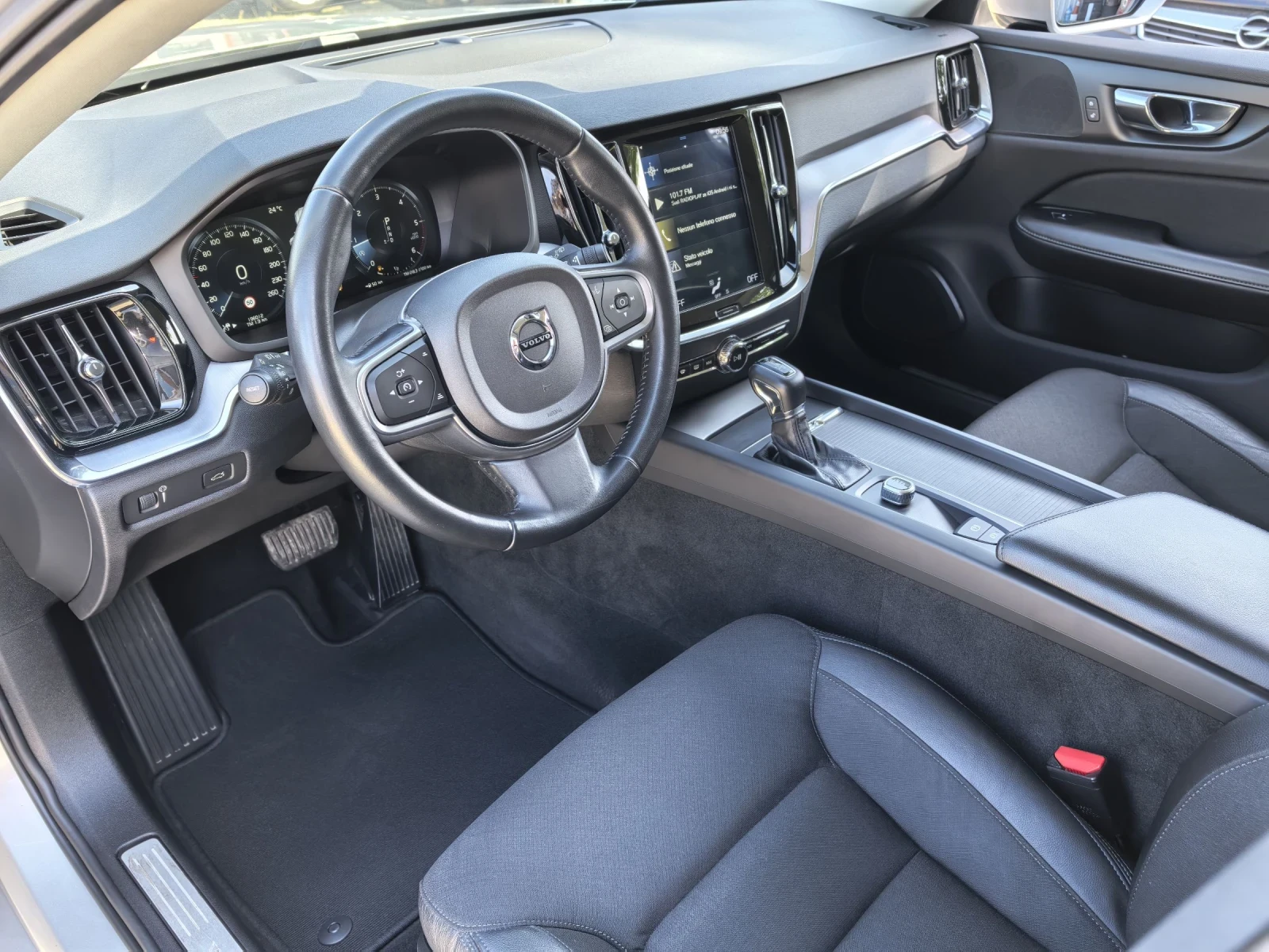 Volvo V60 2.0d-150к.с 167х.км* Сервизна История* !!! - изображение 10