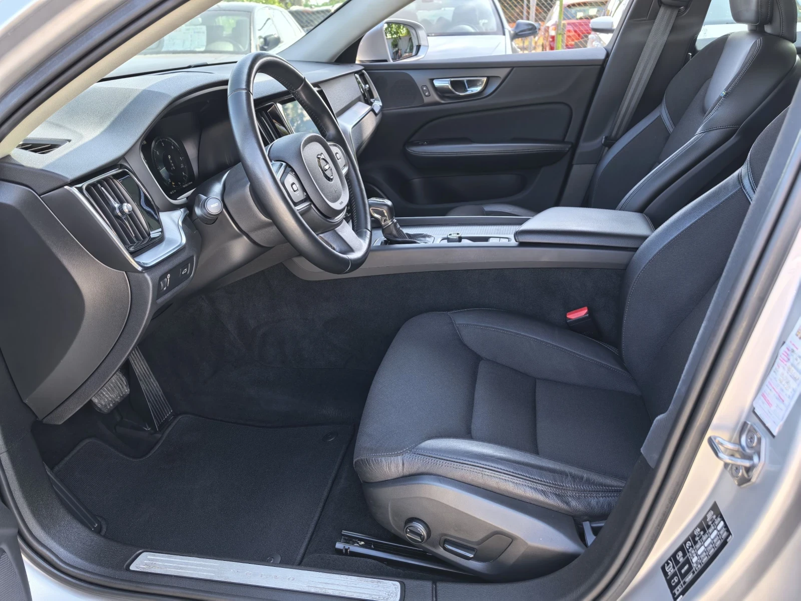 Volvo V60 2.0d-150к.с 167х.км* Сервизна История* !!! - изображение 9