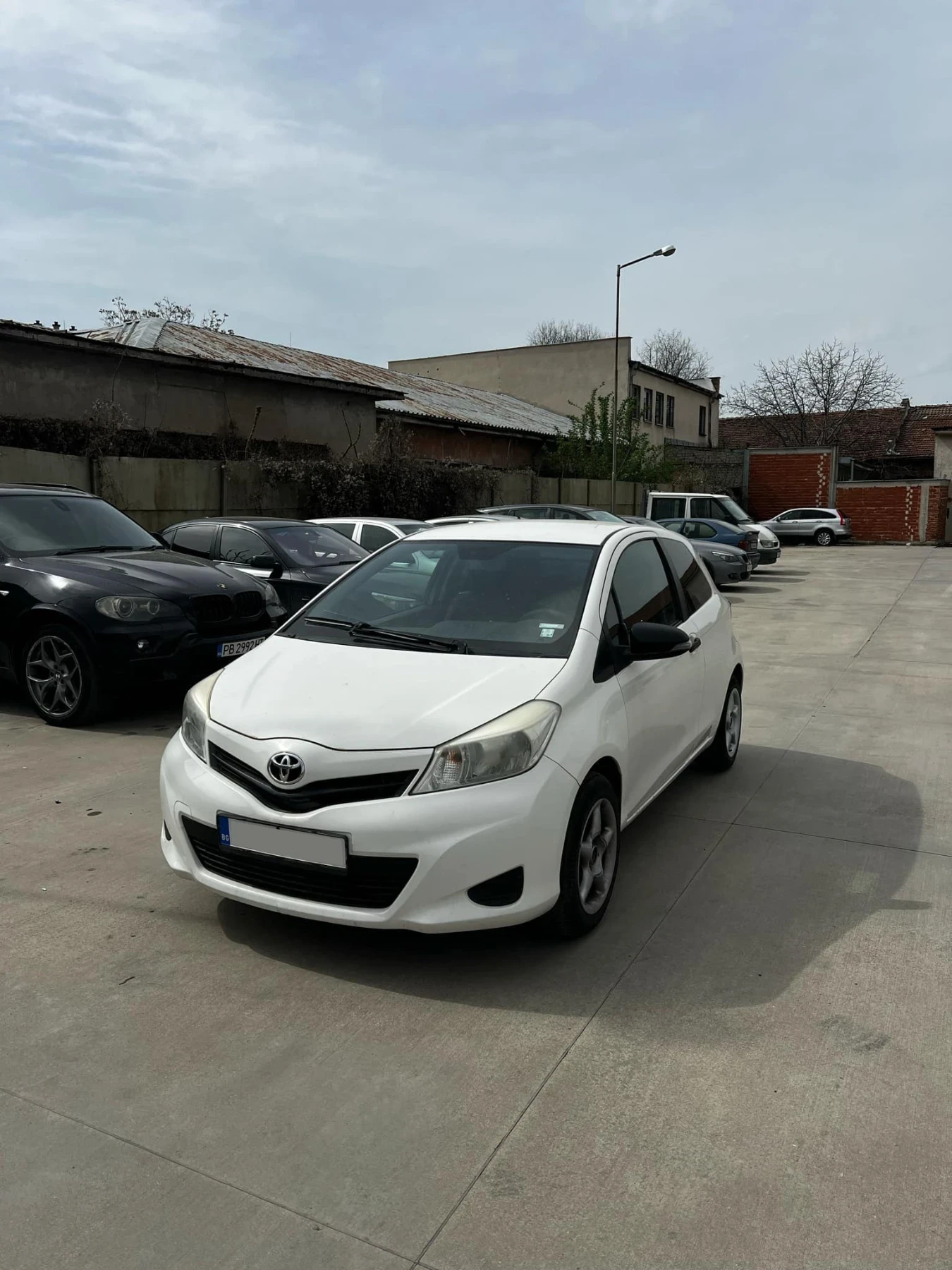 Toyota Yaris  - изображение 2