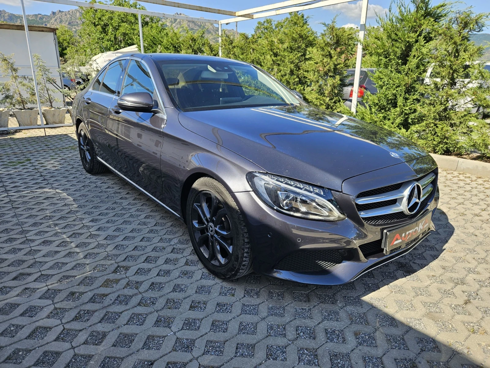 Mercedes-Benz C 220 2.2CDI-170кс= АВТОМАТ= ПАНОРАМА= НАВИГАЦИЯ  - изображение 2