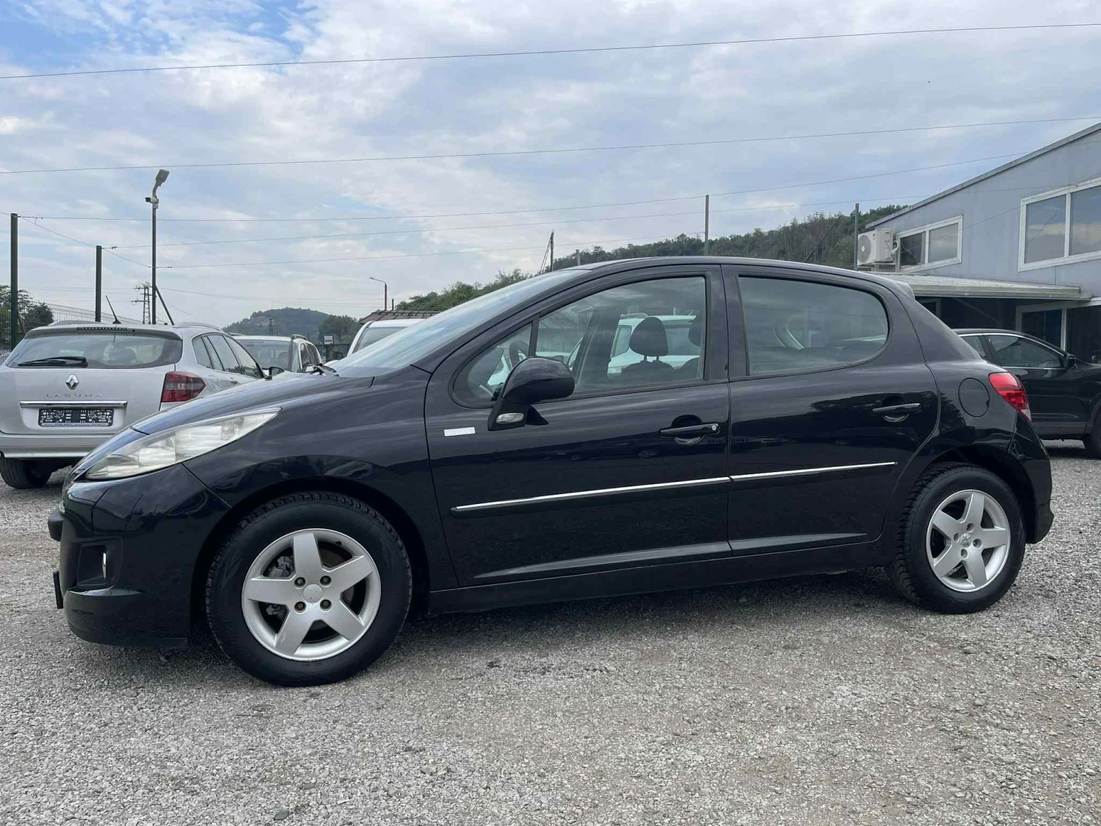 Peugeot 207 1.4HDI-FACELIFT - изображение 2