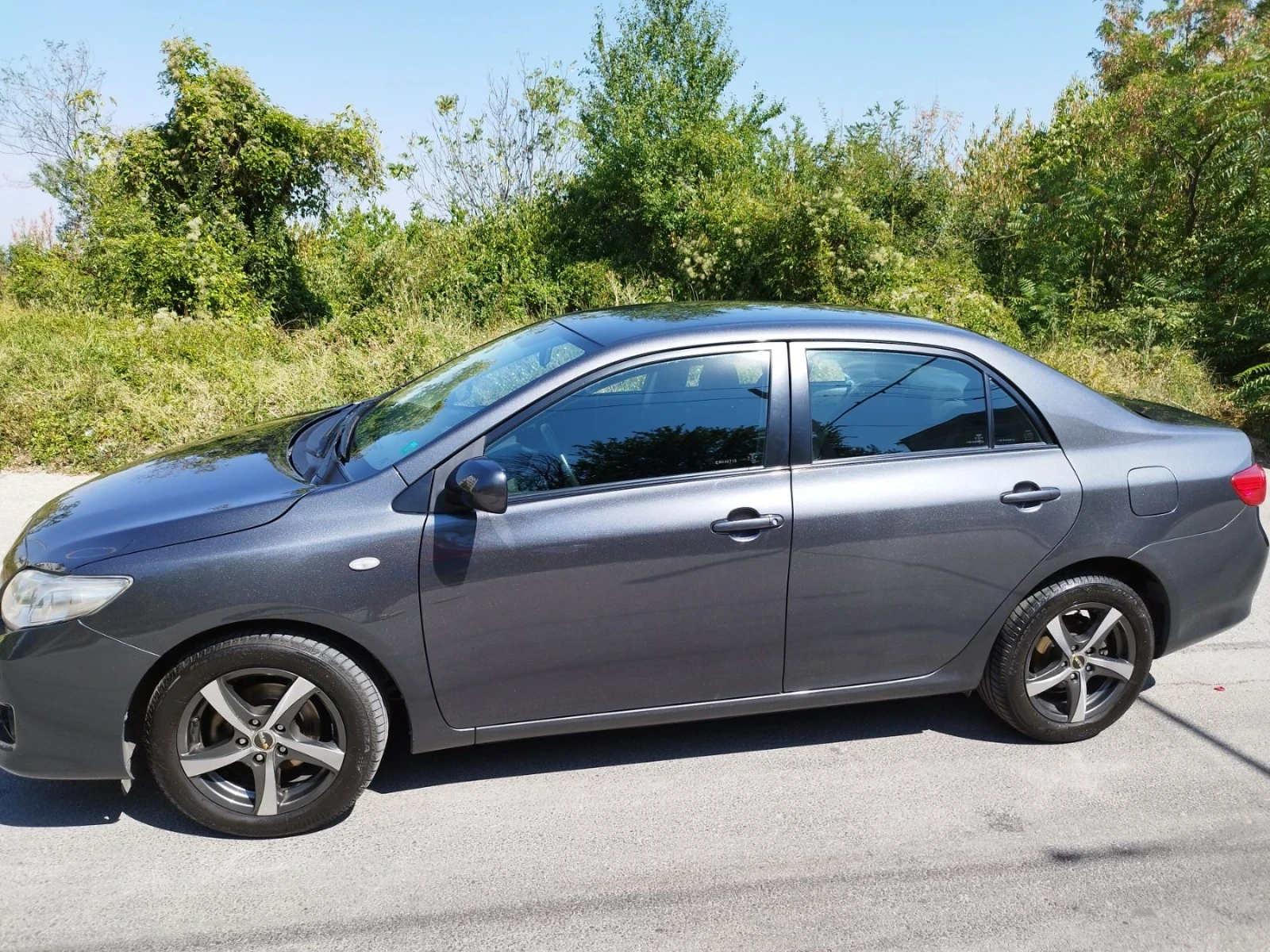 Toyota Corolla  - изображение 2