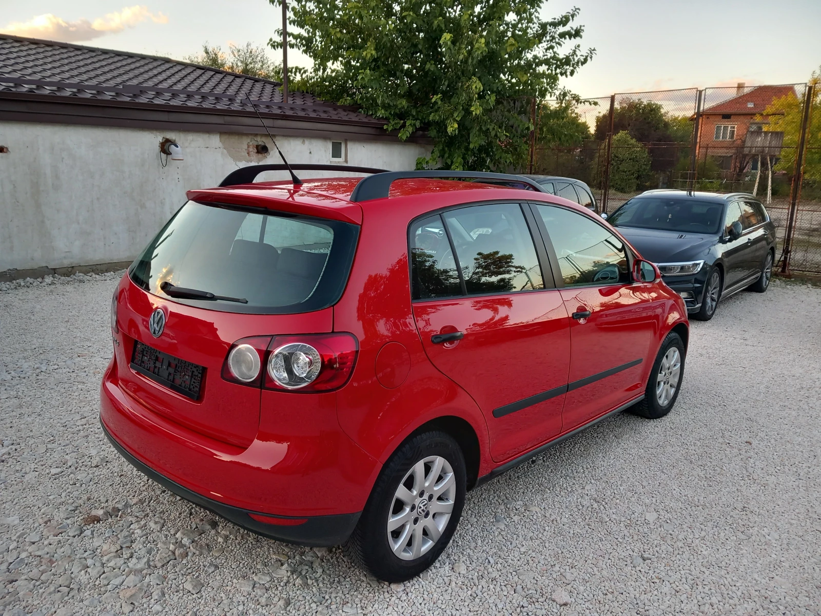 VW Golf Plus 1.4i NAVI 86кс - изображение 3