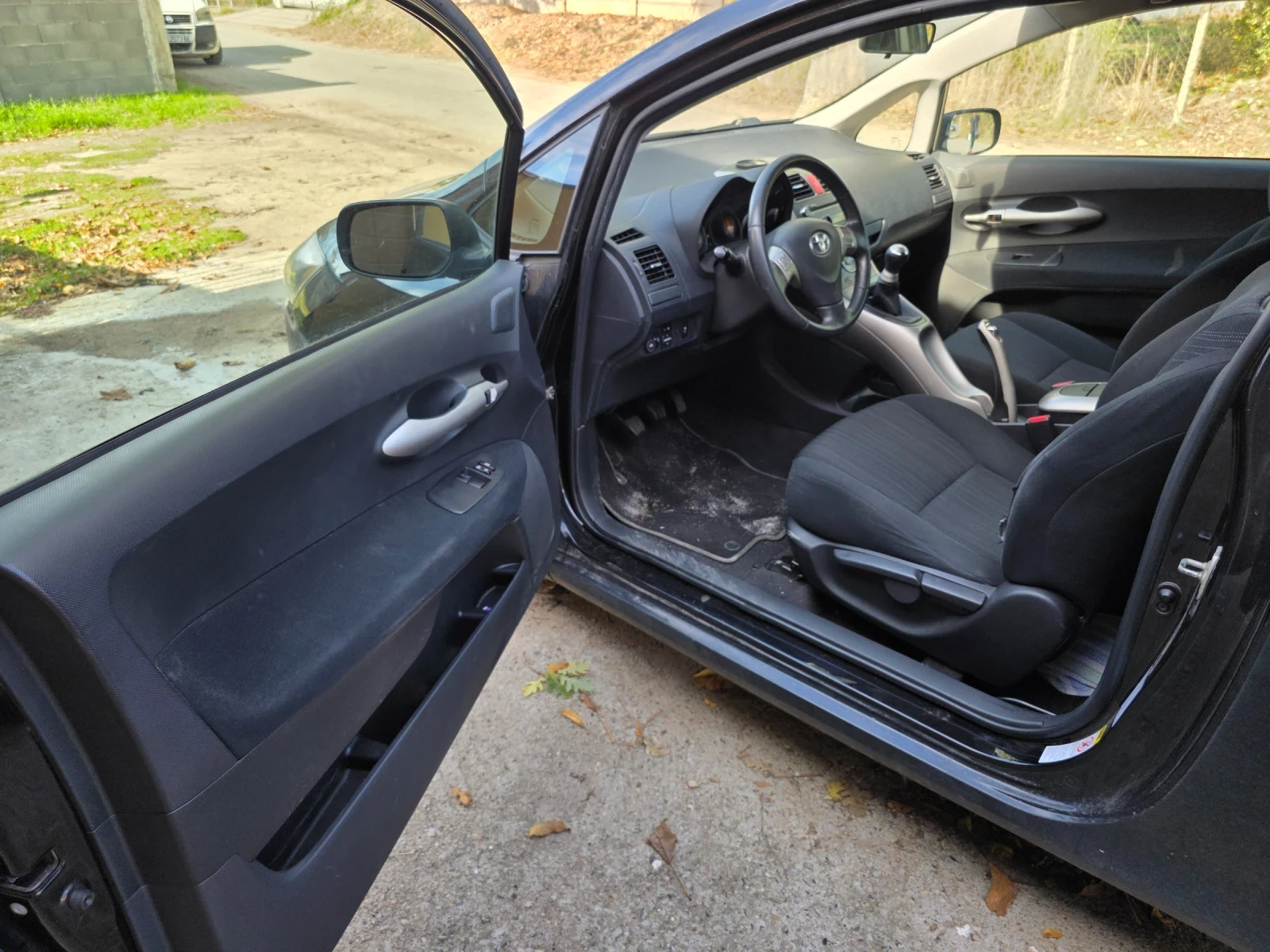 Toyota Auris 1.6 | Mobile.bg — изображение 8