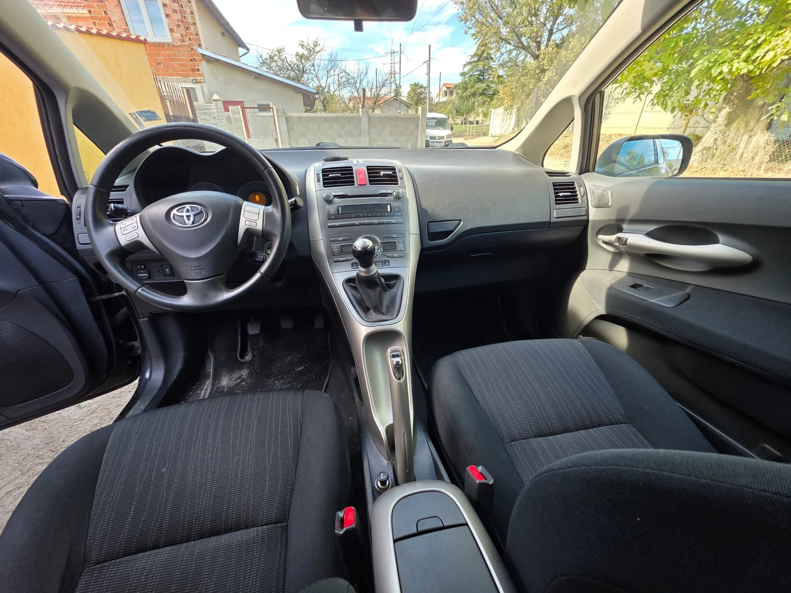 Toyota Auris 1.6 | Mobile.bg — изображение 11