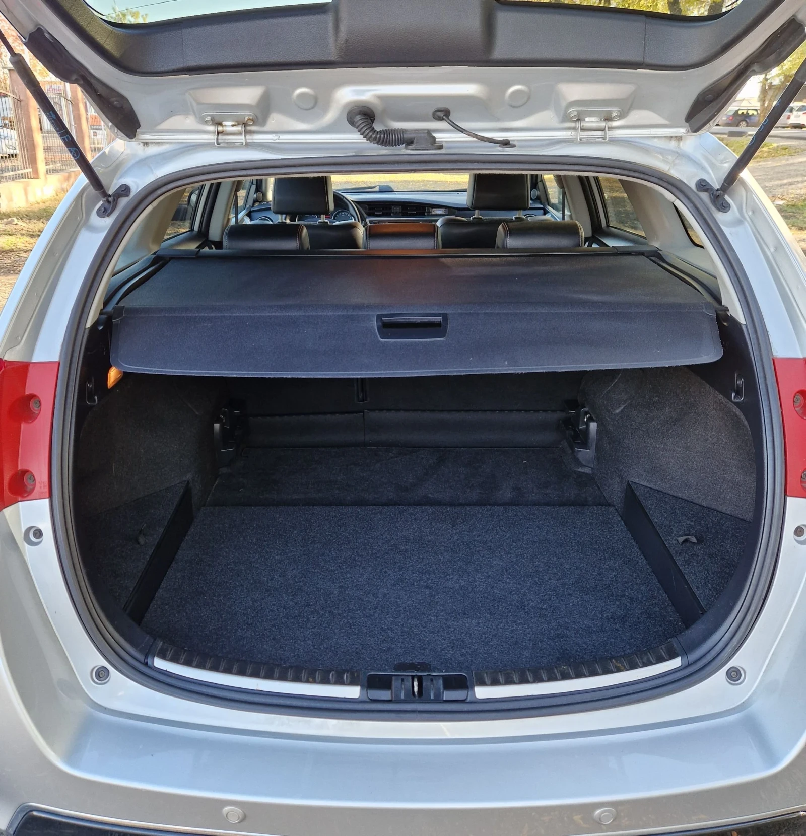 Toyota Auris 2.0D4D Full | Mobile.bg   14