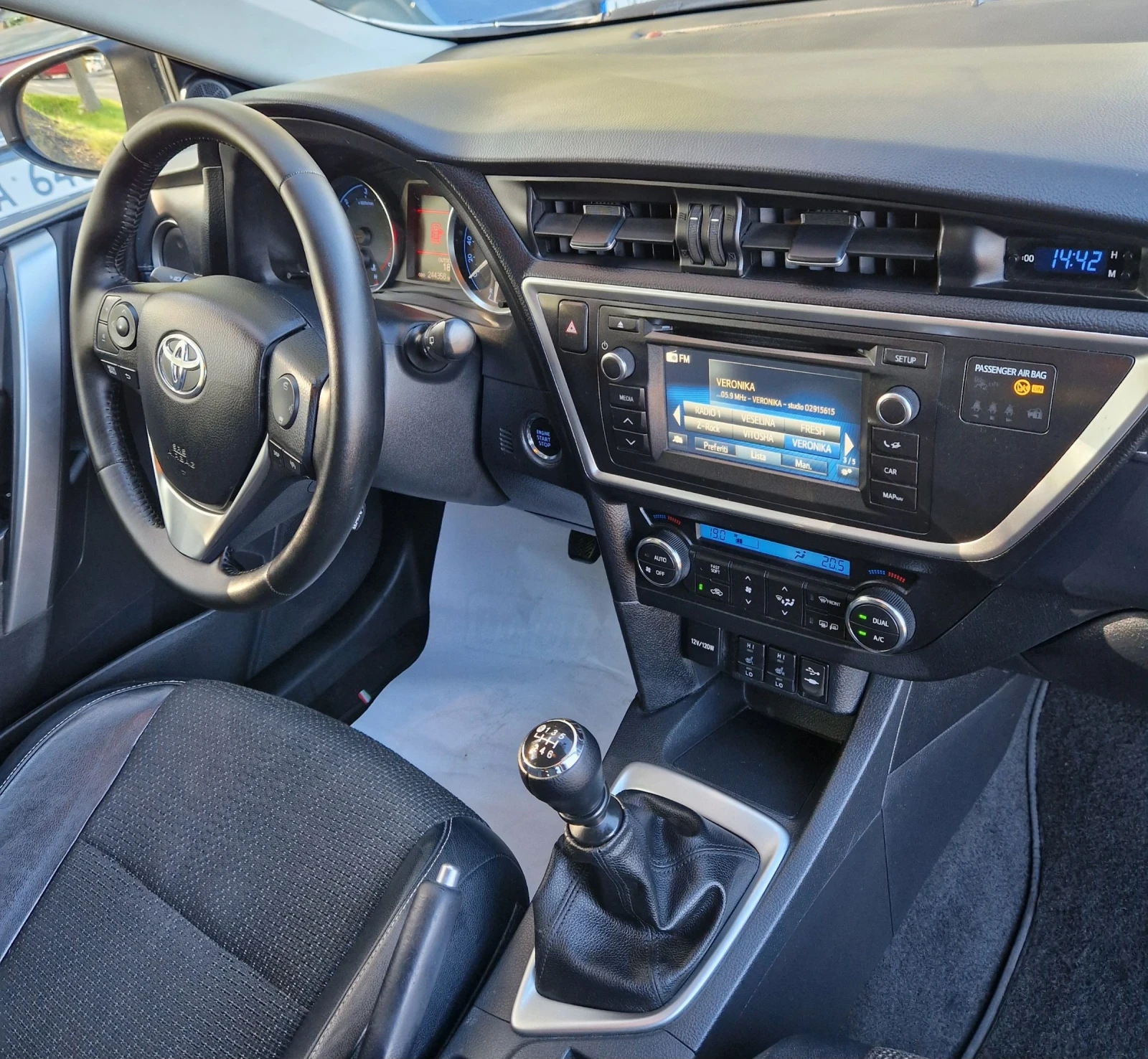 Toyota Auris 2.0D4D Full | Mobile.bg   12