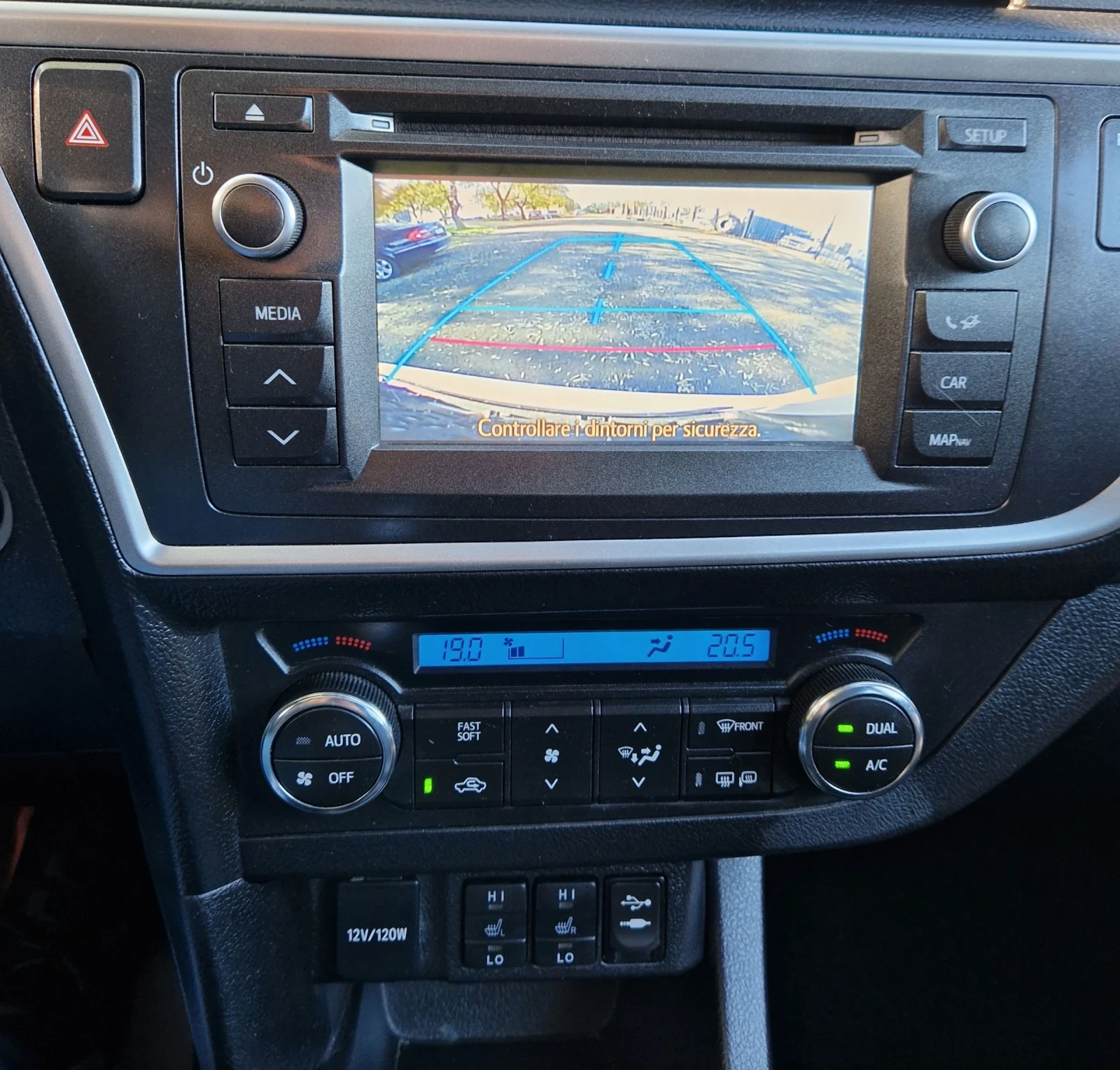 Toyota Auris 2.0D4D Full - изображение 9