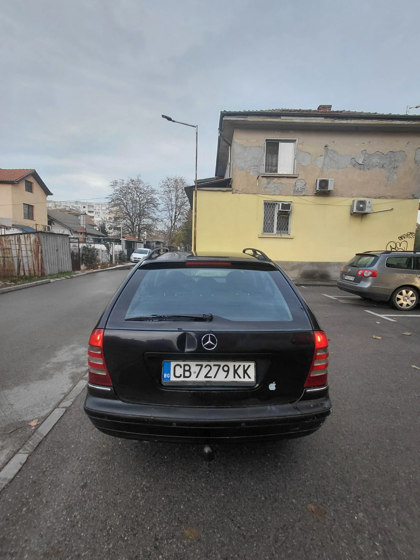 Mercedes-Benz C 220 2.2 - изображение 7