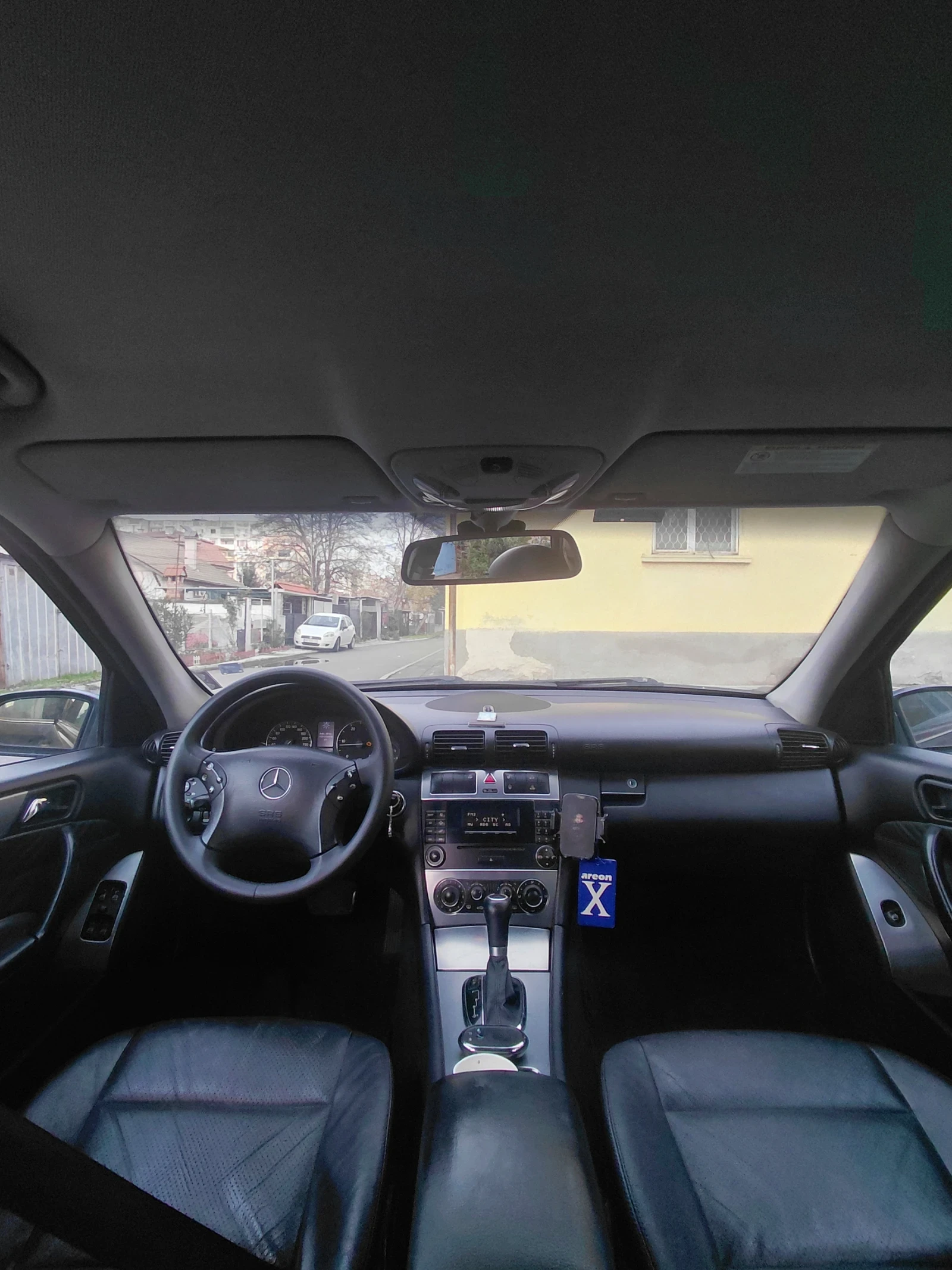 Mercedes-Benz C 220 2.2 - изображение 10