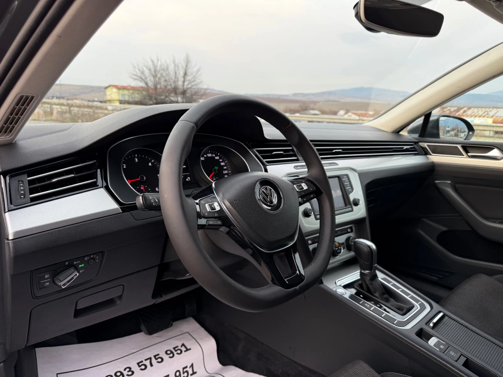 VW Passat 2.0-TDI-AUTOMAT-NAVI-TV-DVD-AVTOPILOT-CAR PLAY - изображение 7