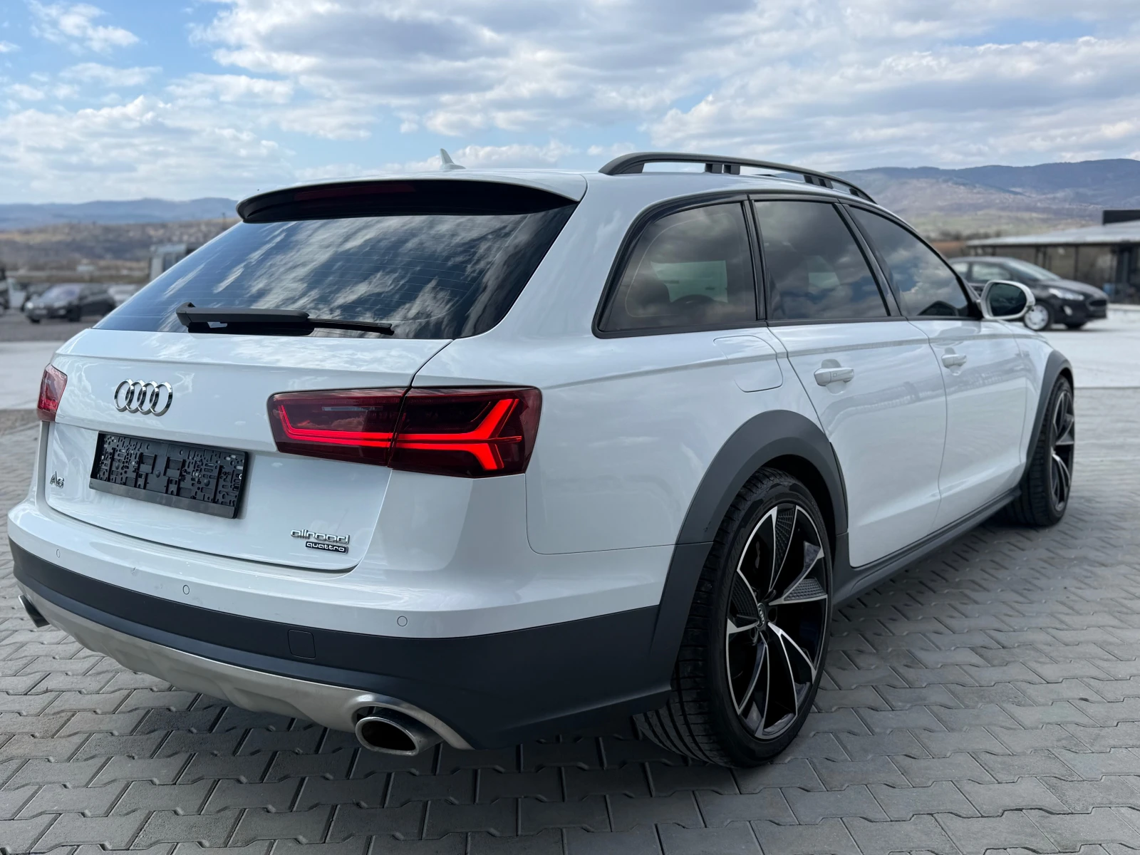 Audi A6 Allroad 3.0 TDI QUATTRO Собствен лизинг !!!, снимка 5 - Автомобили и джипове - 53986200