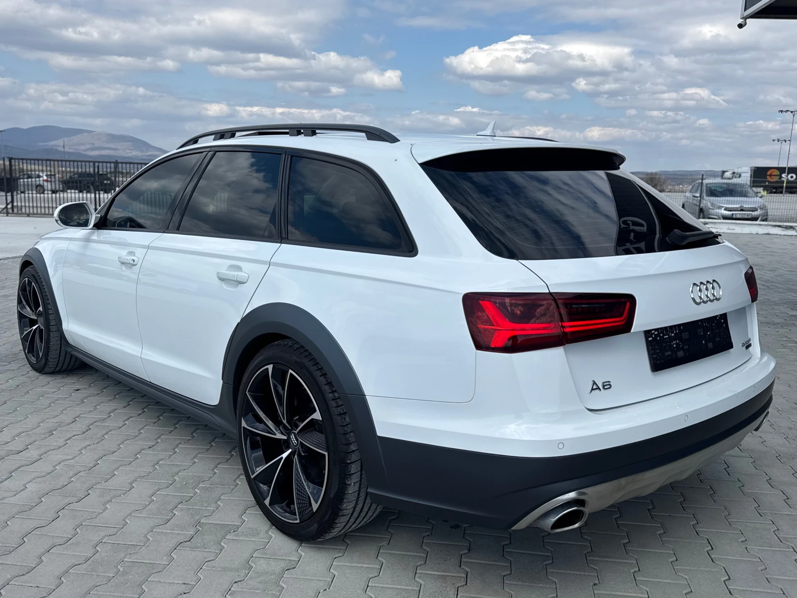 Audi A6 Allroad 3.0 TDI QUATTRO Собствен лизинг !!!, снимка 7 - Автомобили и джипове - 53986200