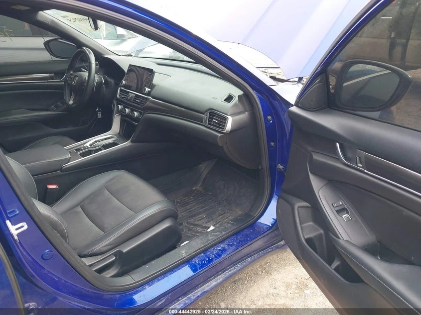 Honda Accord * Hybrid* * Sport* BUY NOW* , снимка 5 - Автомобили и джипове - 54025315