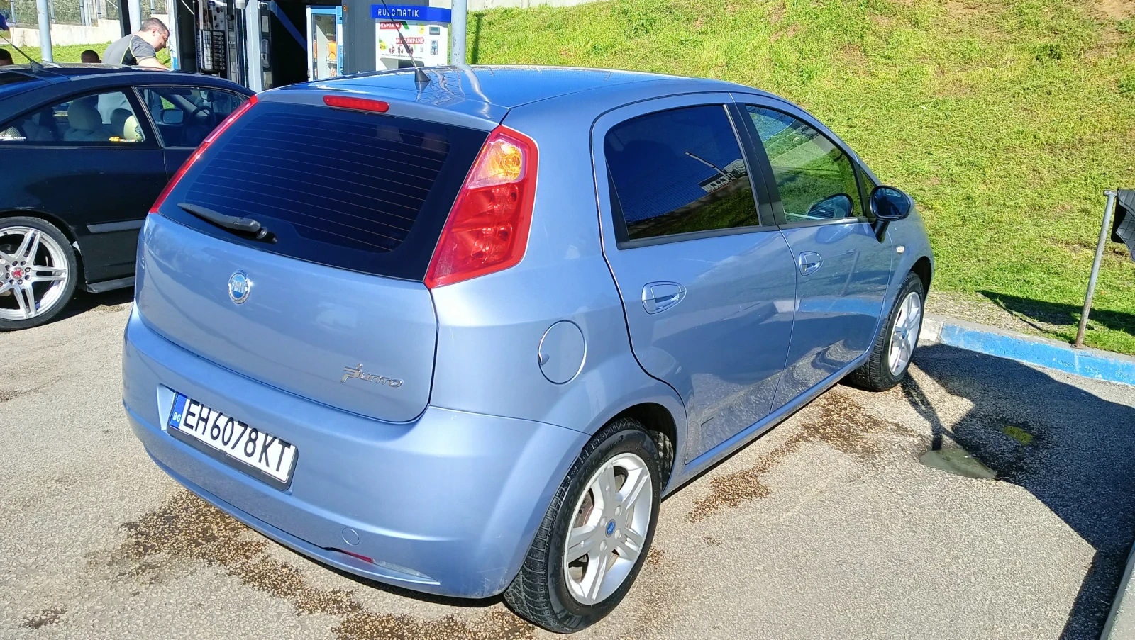 Fiat Punto Grande, снимка 3 - Автомобили и джипове - 54058615