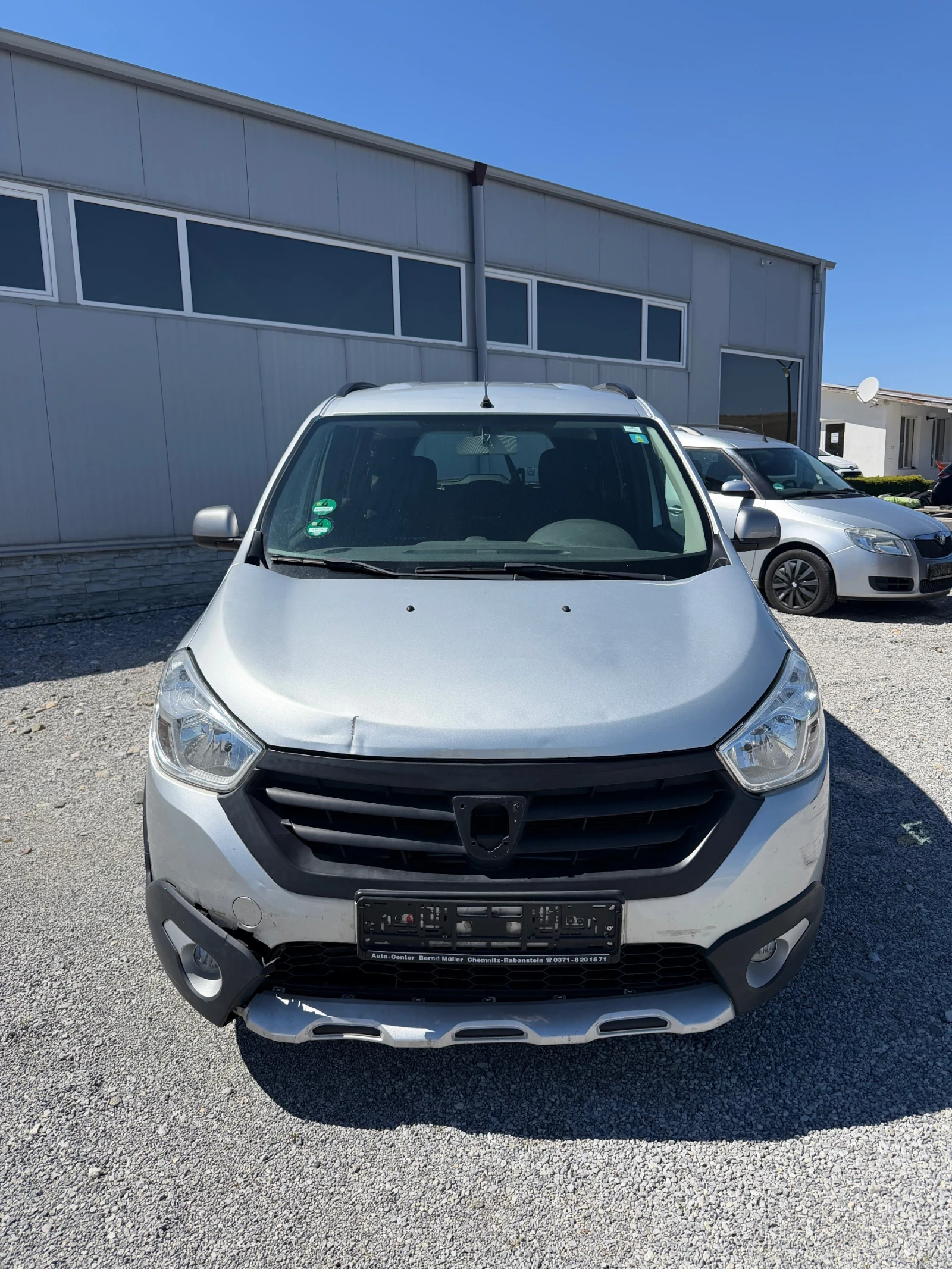 Dacia Lodgy 1.5DCi STEPWAY NAVI EURO 6 * 103k km* 7 места, снимка 2 - Автомобили и джипове - 54151874