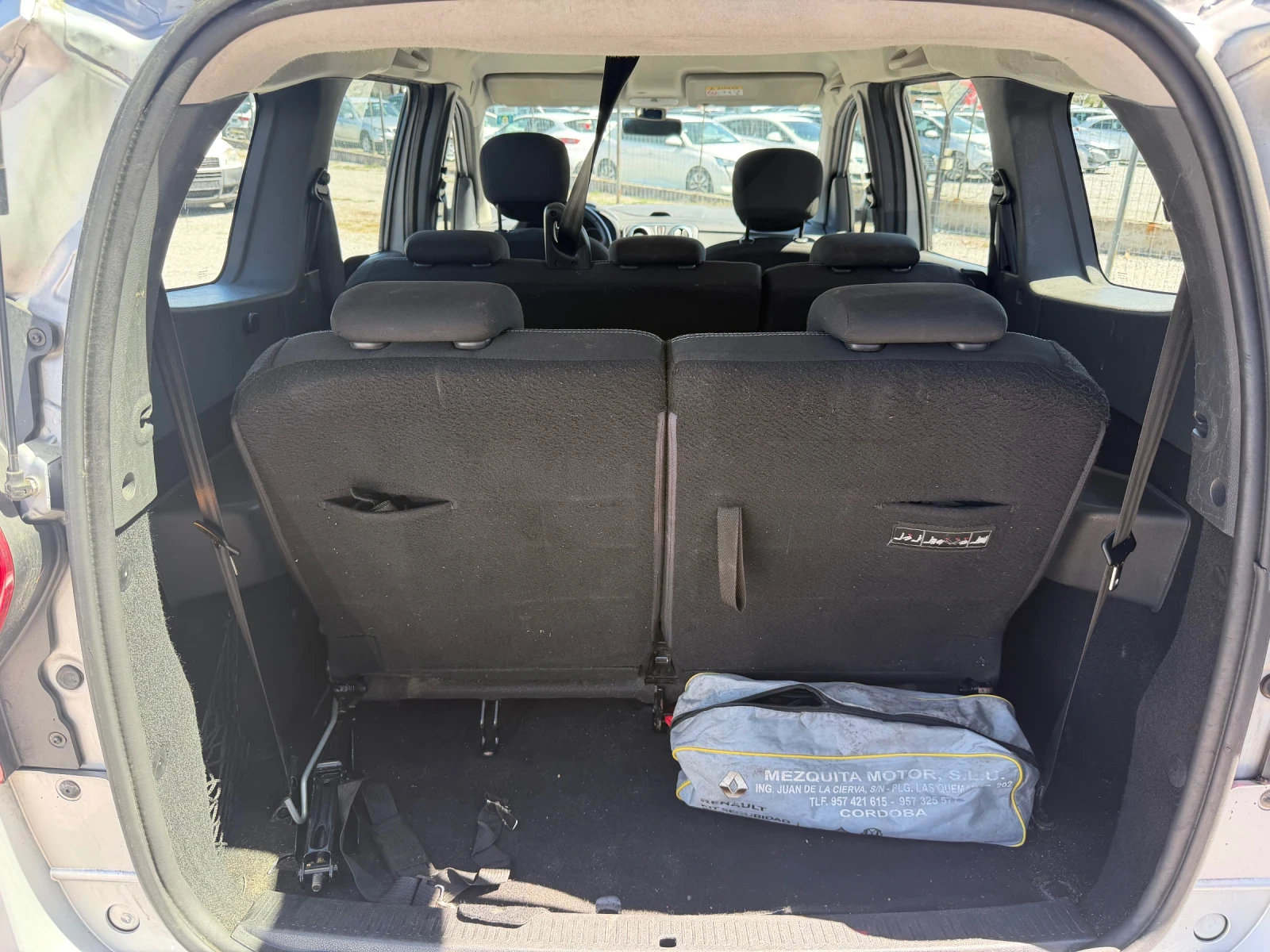 Dacia Lodgy 1.5DCi STEPWAY NAVI EURO 6 * 103k km* 7 места, снимка 12 - Автомобили и джипове - 54151874