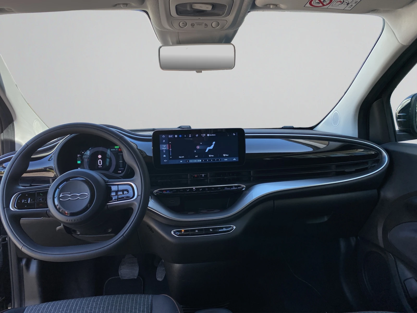 Fiat 500e Icon 42 kWh 118 hp 320 km, снимка 13 - Автомобили и джипове - 54225328