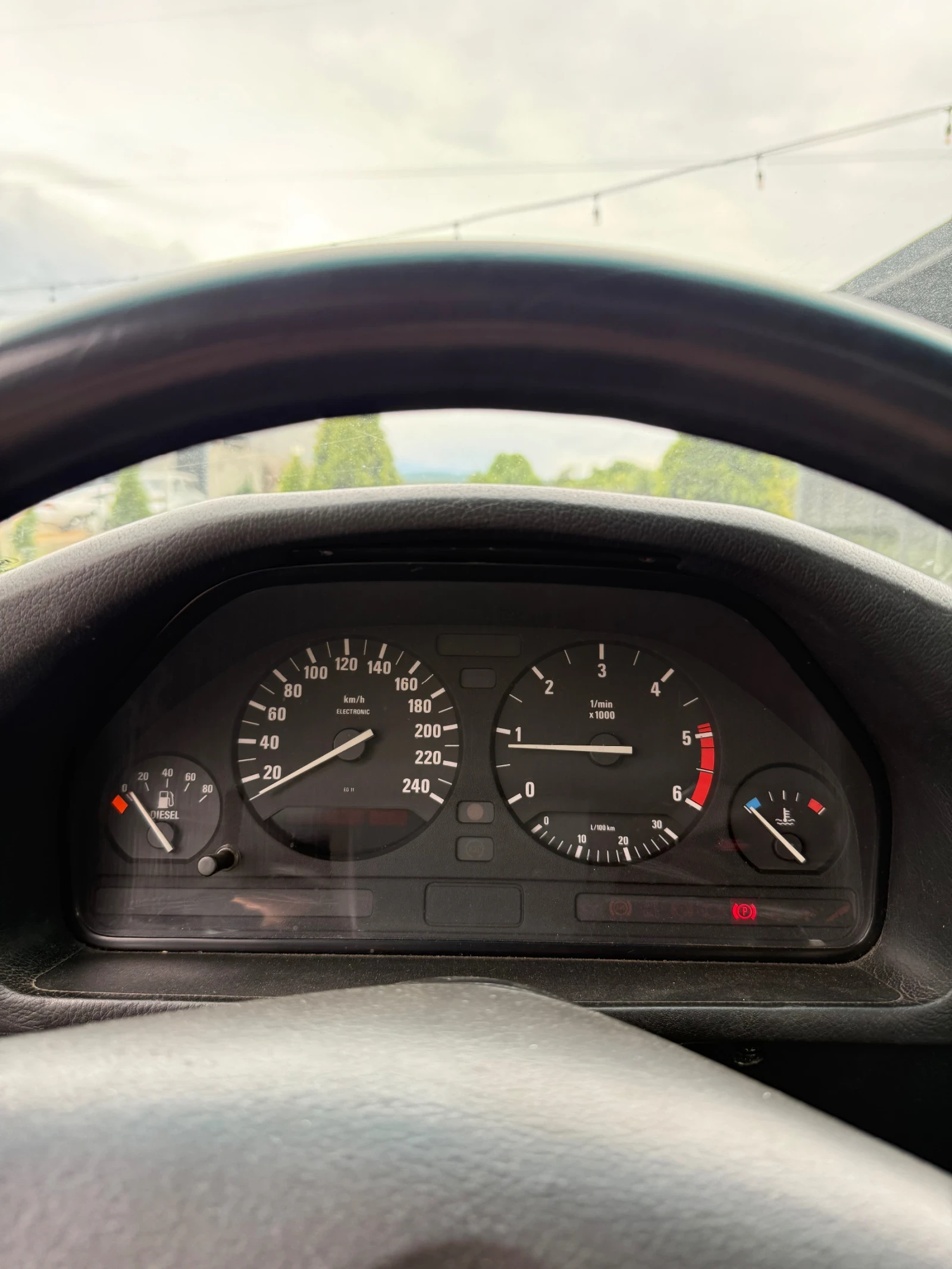 BMW 525 525tds, снимка 10 - Автомобили и джипове - 54441571