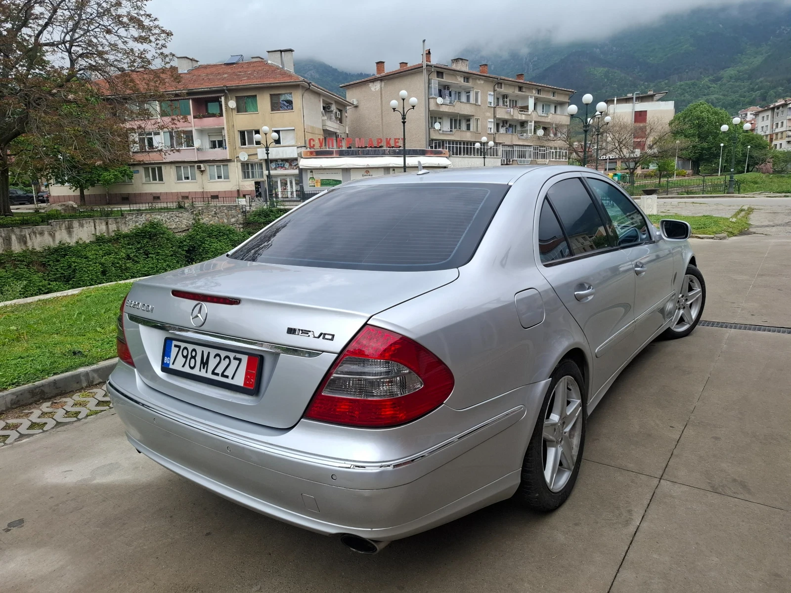 Mercedes-Benz E 320 Е320 CDI 4MATIC, снимка 5 - Автомобили и джипове - 54483522