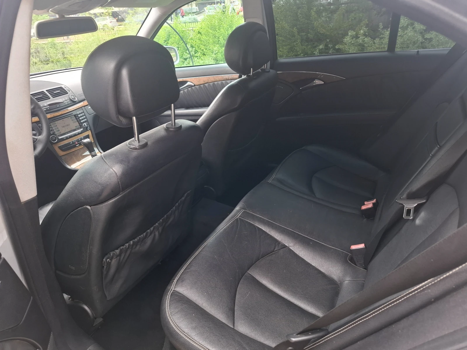 Mercedes-Benz E 320 Е320 CDI 4MATIC, снимка 12 - Автомобили и джипове - 54483522