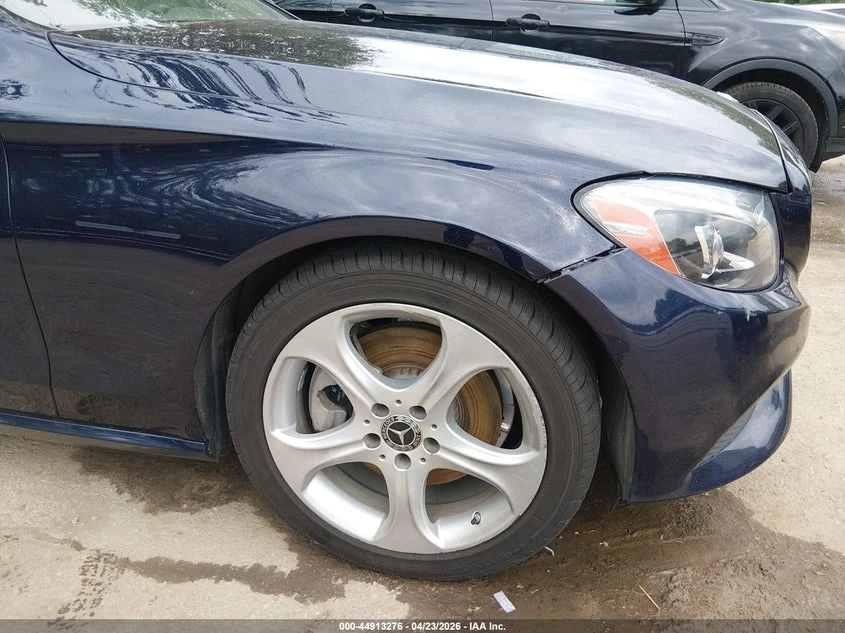 Mercedes-Benz C 300 2017 MERCEDES-BENZ C 300 4MATIC, снимка 4 - Автомобили и джипове - 54717868