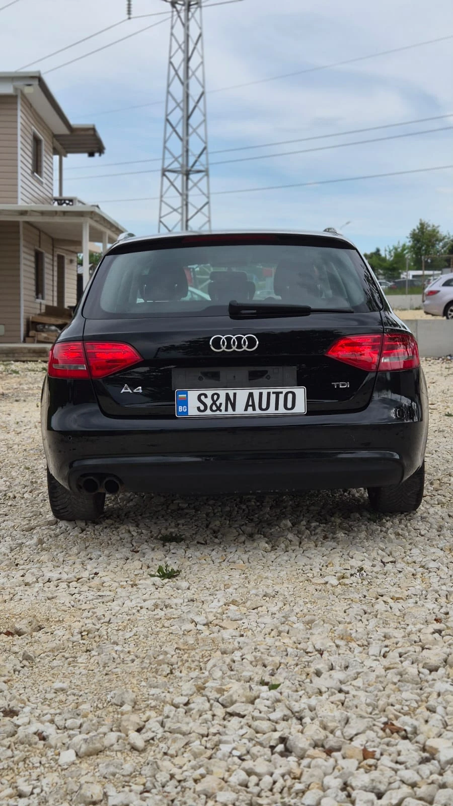 Audi A4 2.0 TDI Avant, снимка 3 - Автомобили и джипове - 54847129