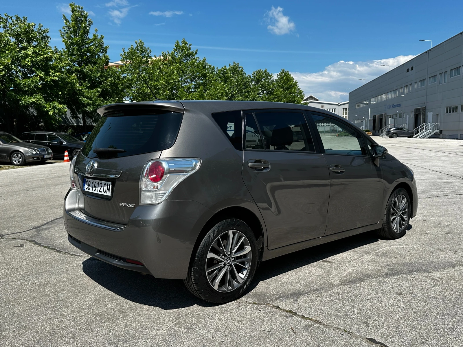 Toyota Verso 1.6d 112 к.с./ГАРАНЦИЯ , снимка 4 - Автомобили и джипове - 54976836