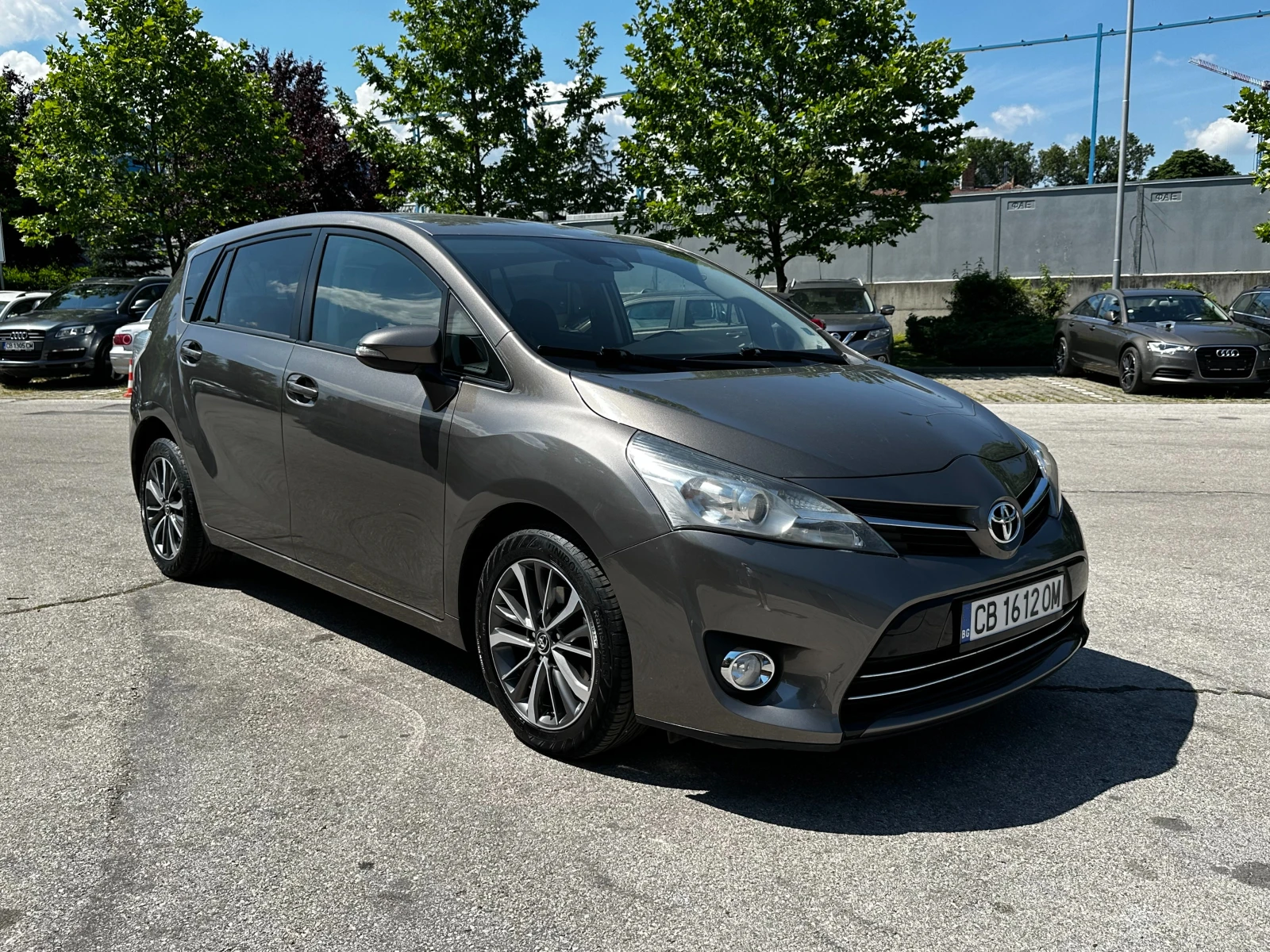 Toyota Verso 1.6d 112 к.с./ГАРАНЦИЯ , снимка 6 - Автомобили и джипове - 54976836