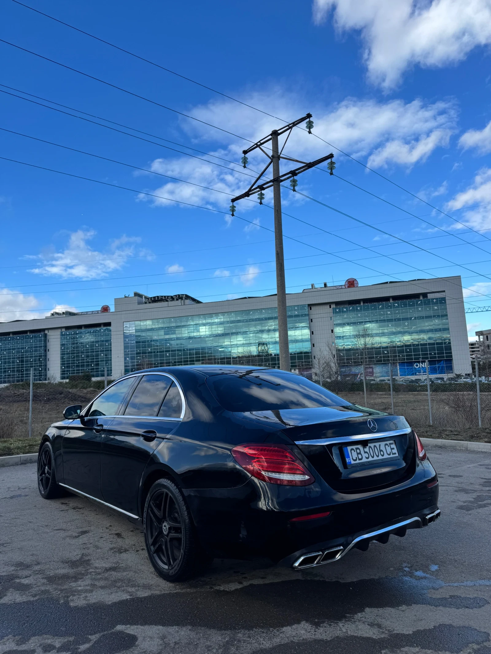 Mercedes-Benz E 200 AMG Пакет, снимка 5 - Автомобили и джипове - 55259771
