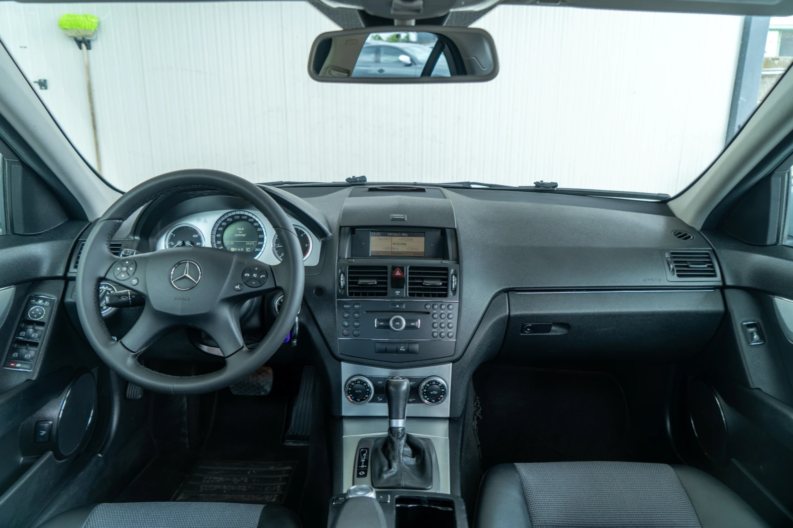 Mercedes-Benz C 220 D = 170HP = OM646 = TOP = ГАРАНЦИЯ = ЛИЗИНГ, снимка 7 - Автомобили и джипове - 55431911