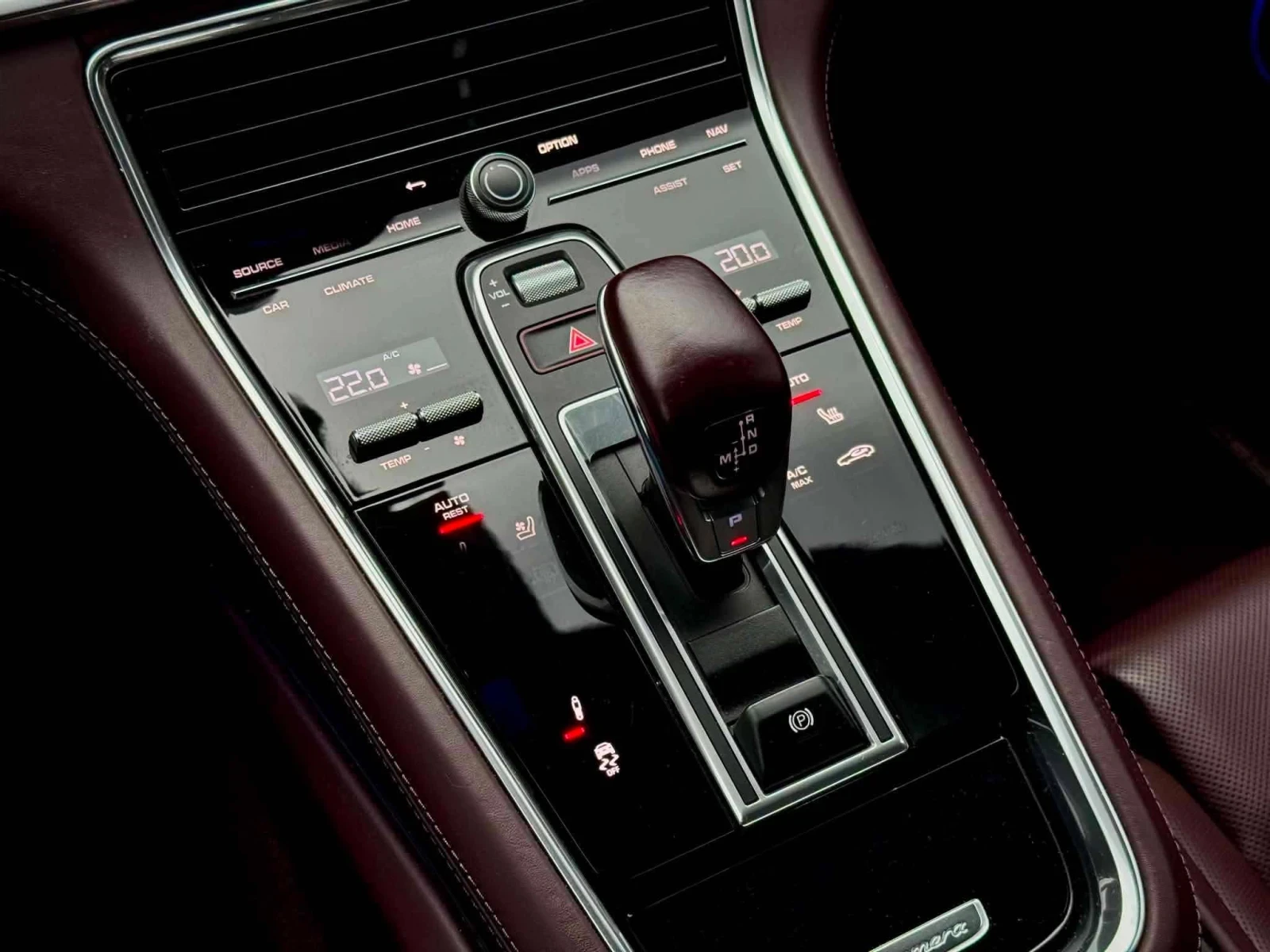 Porsche Panamera 4.0 V8 , снимка 13 - Автомобили и джипове - 55469016