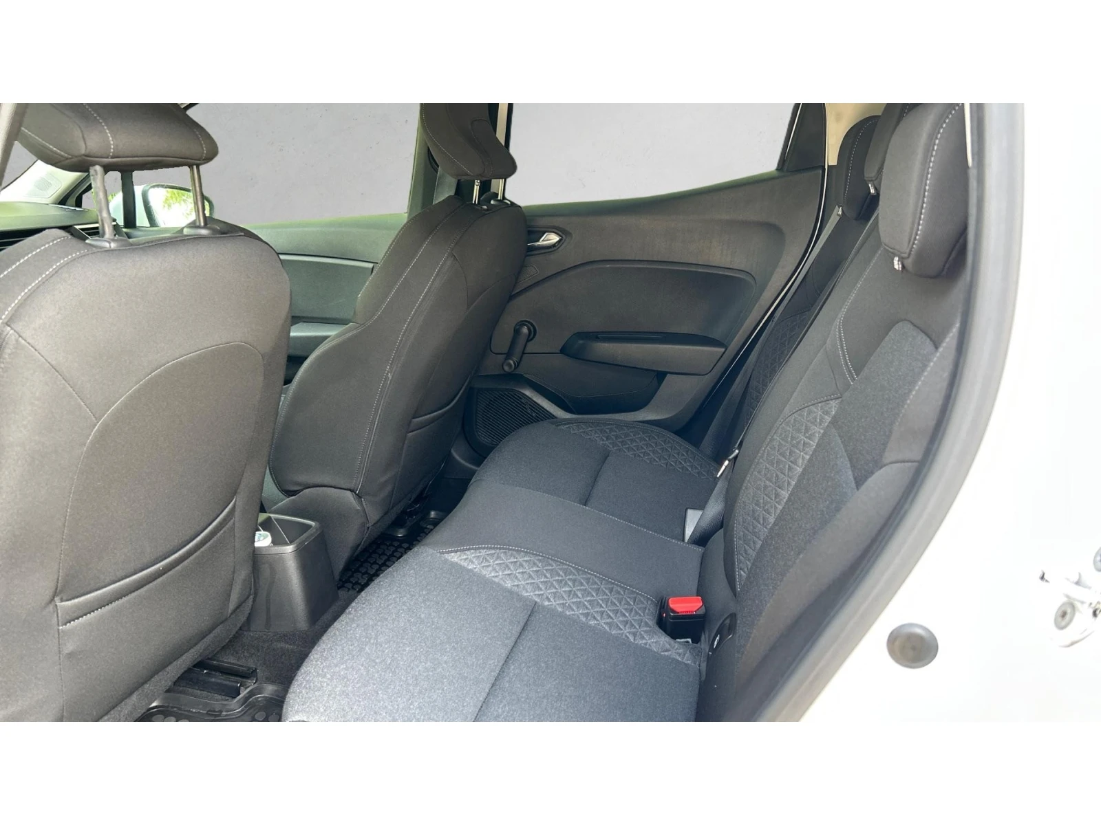 Renault Clio 1.0 TCe 100 A/T, ������� ������ �� 188   | Mobile.bg � ����������� 12