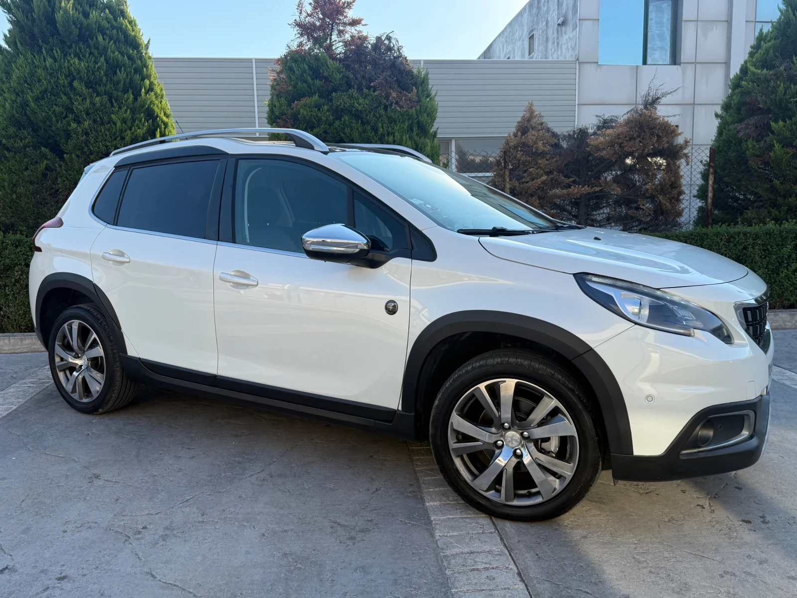 Peugeot 2008 Автоматик Crossway, снимка 2 - Автомобили и джипове - 55712612