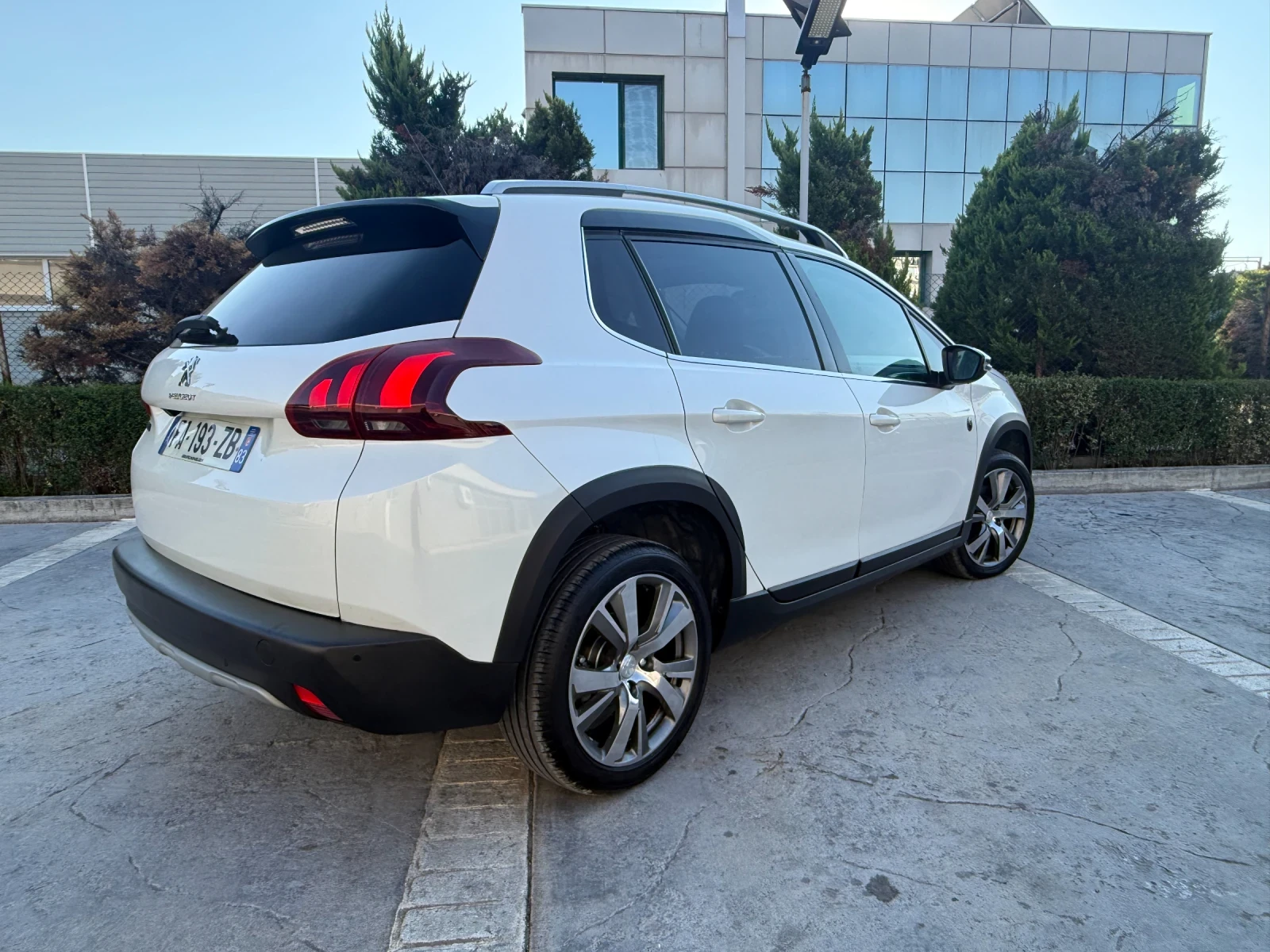 Peugeot 2008 Автоматик Crossway, снимка 5 - Автомобили и джипове - 55712612