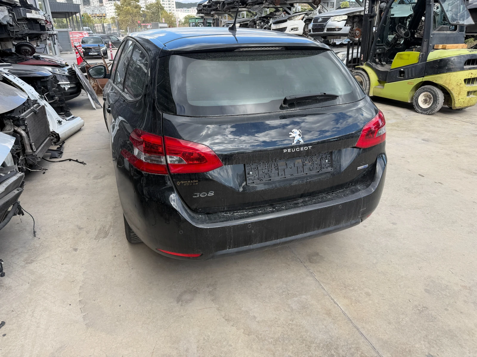 Peugeot 308 1.6 BLU E-HDI, снимка 3 - Автомобили и джипове - 56212979
