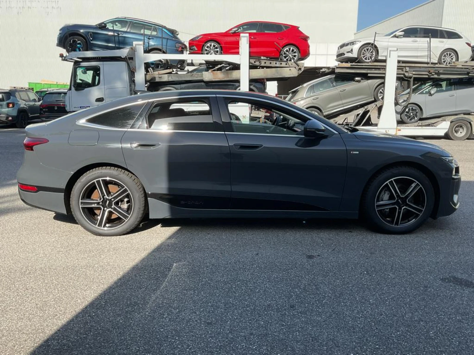 Audi A6 Sportback E-Tron Performance Navi LED B&O Audio, снимка 6 - Автомобили и джипове - 56219643