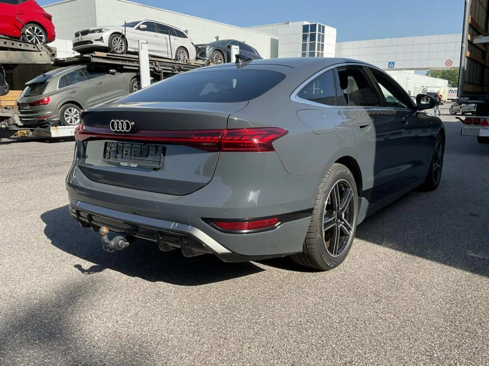 Audi A6 Sportback E-Tron Performance Navi LED B&O Audio, снимка 3 - Автомобили и джипове - 56219643