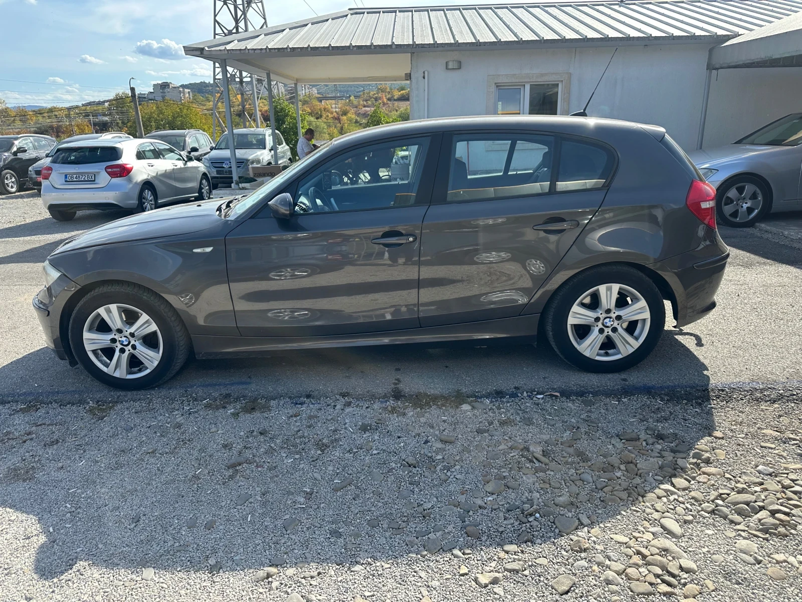 BMW 118 BMW 120d, снимка 4 - Автомобили и джипове - 56430185