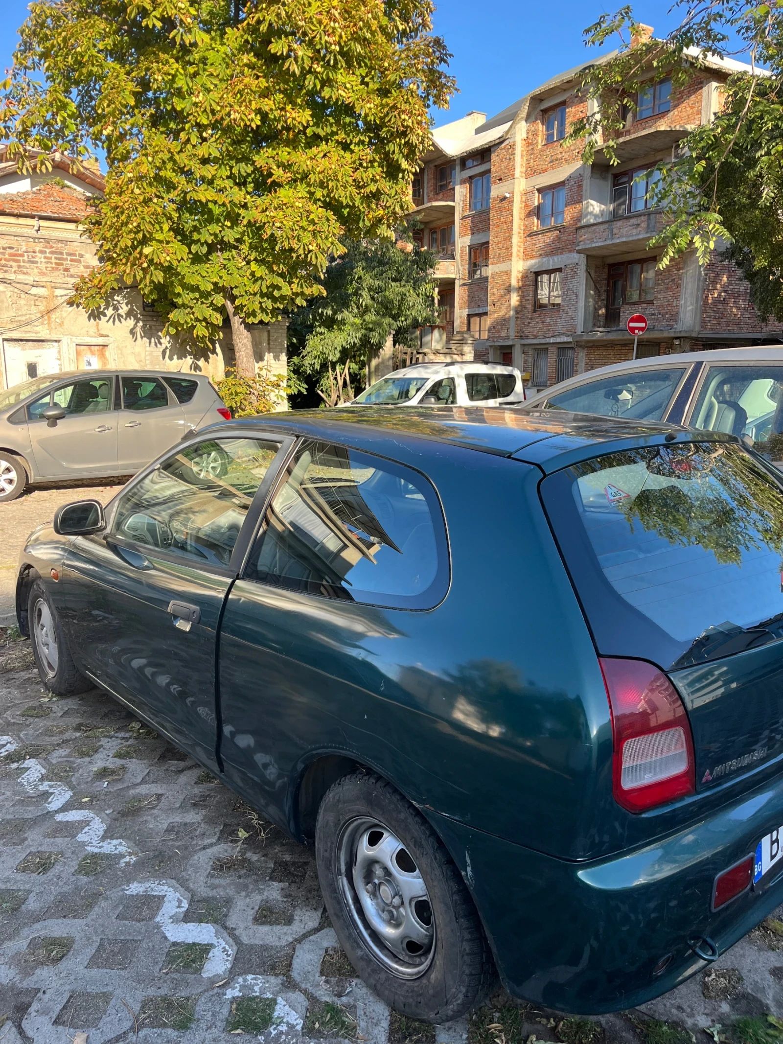 Mitsubishi Colt, снимка 5 - Автомобили и джипове - 56450821