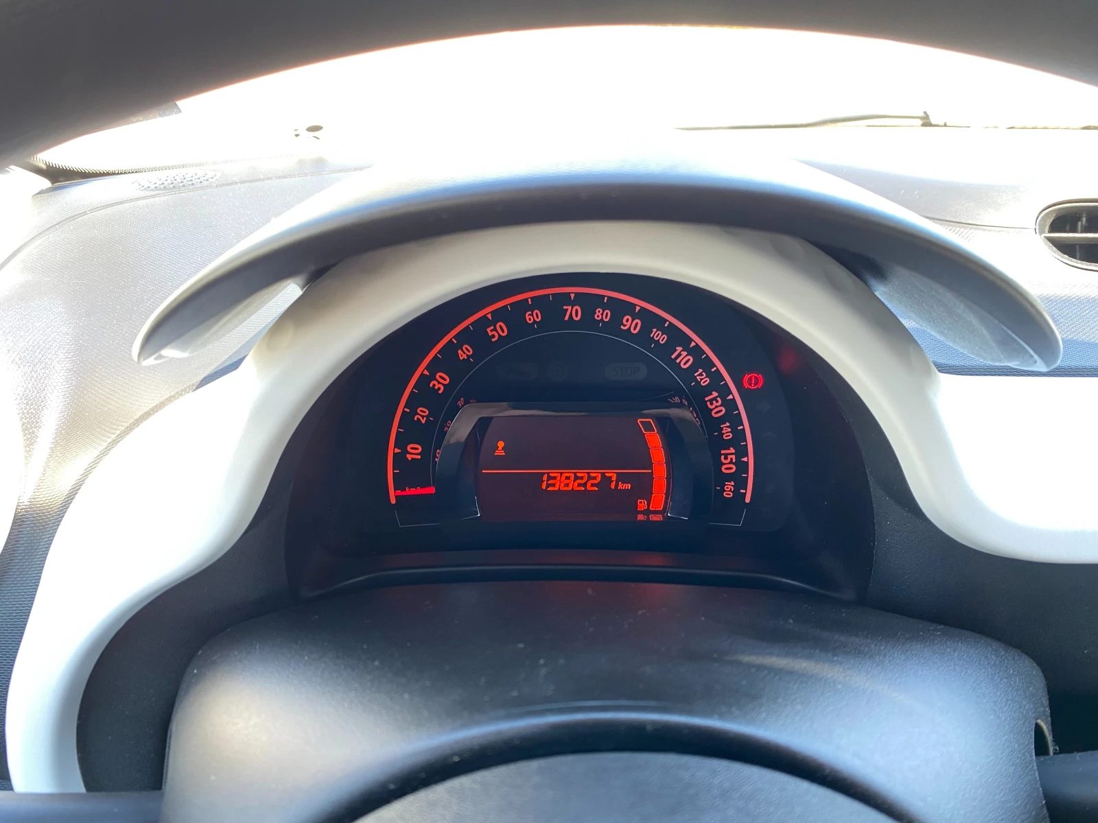 Renault Twingo 1.0 Sce, снимка 15 - Автомобили и джипове - 56554112