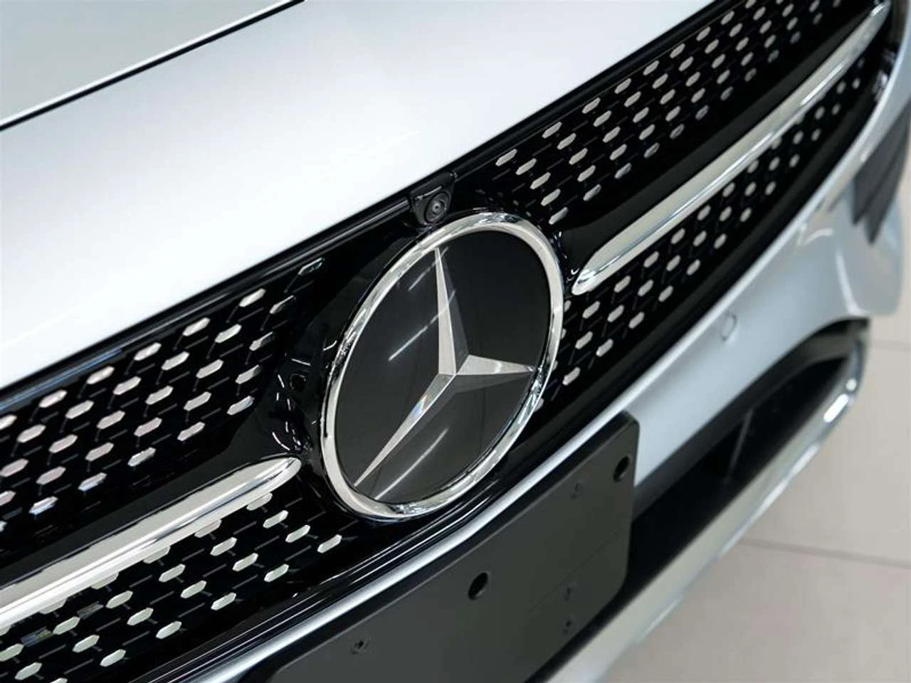 Mercedes-Benz E 450 4MATIC Sedan | Mobile.bg � ����������� 9