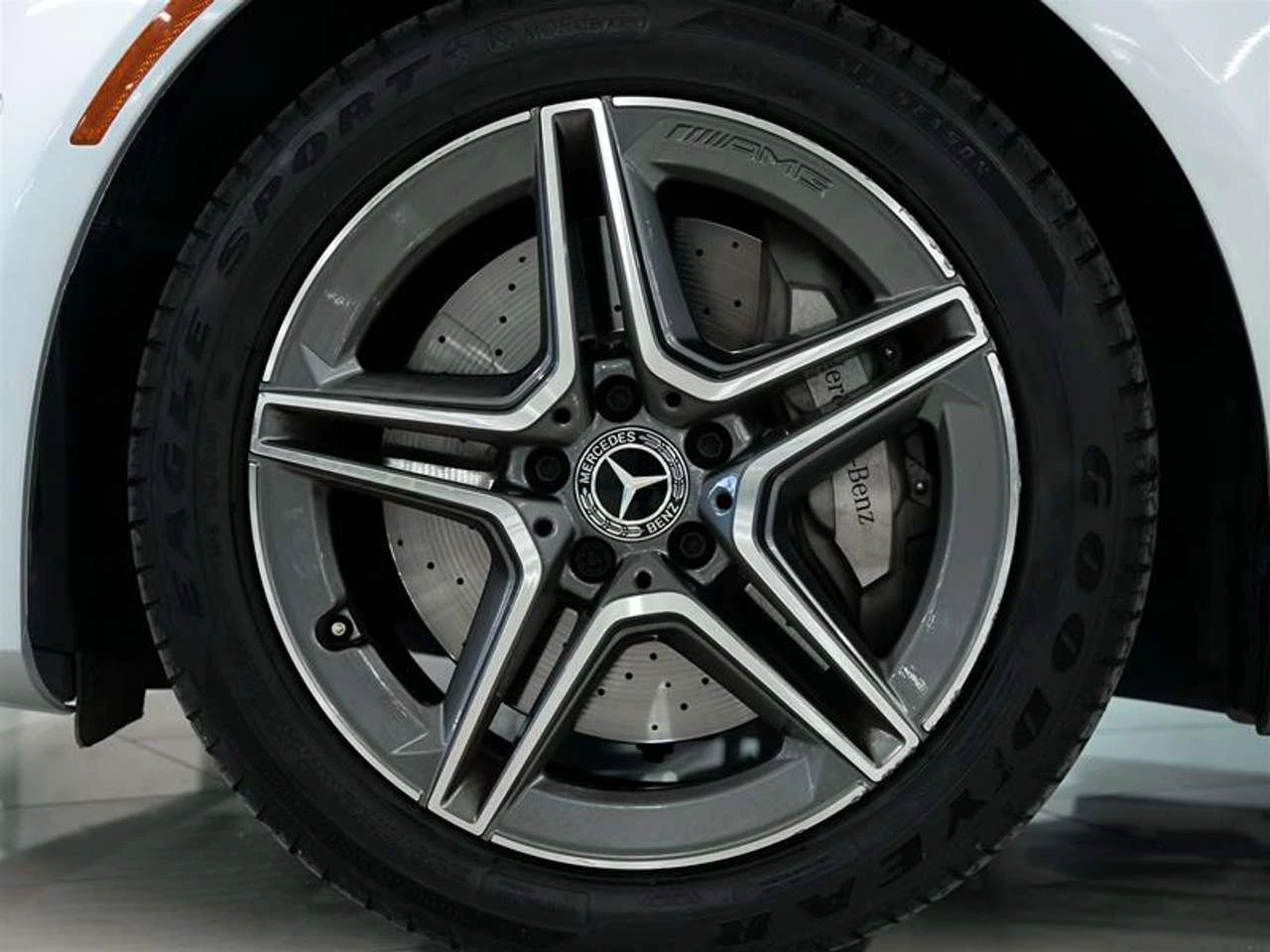 Mercedes-Benz E 450 4MATIC Sedan | Mobile.bg � ����������� 7