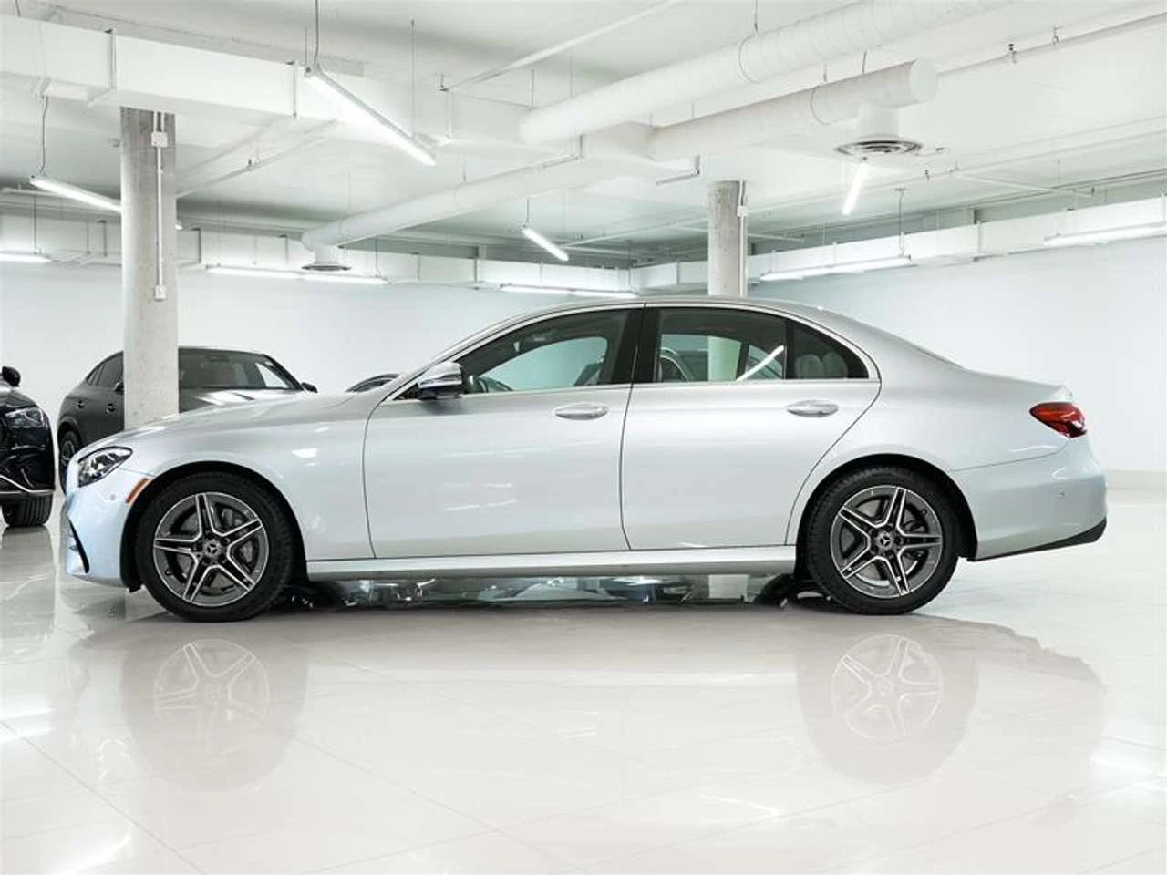 Mercedes-Benz E 450 4MATIC Sedan | Mobile.bg � ����������� 6