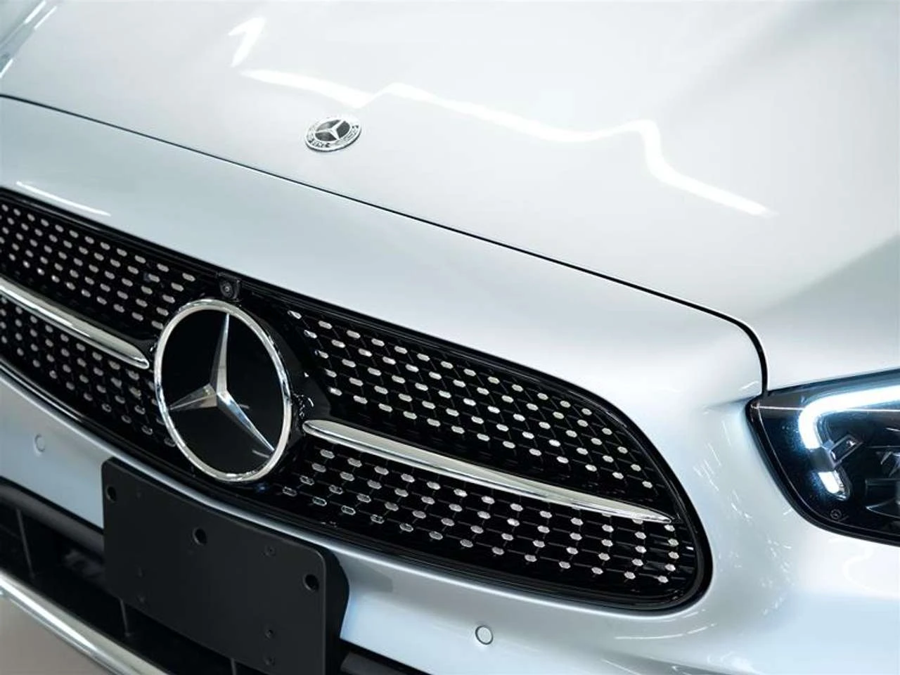 Mercedes-Benz E 450 4MATIC Sedan | Mobile.bg � ����������� 10
