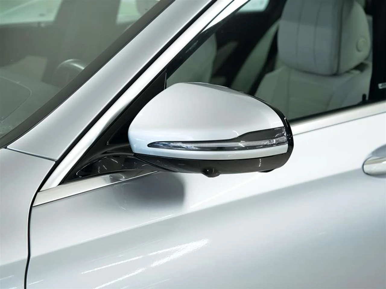 Mercedes-Benz E 450 4MATIC Sedan | Mobile.bg � ����������� 14
