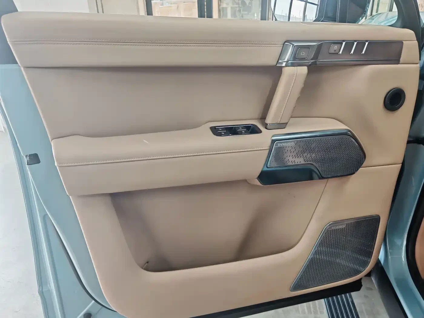 DONGFENG MHero M817 1.5T PHEV 4WD | LiDAR | ����� |  | Mobile.bg � ����������� 13