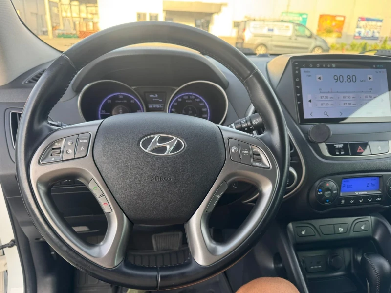 Hyundai IX35 2.0 184hp 4x4, снимка 17 - Автомобили и джипове - 51591431