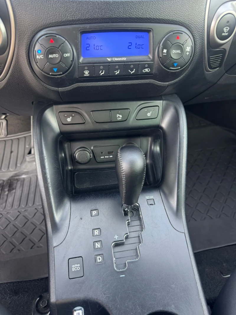 Hyundai IX35 2.0 184hp 4x4, снимка 13 - Автомобили и джипове - 51591431